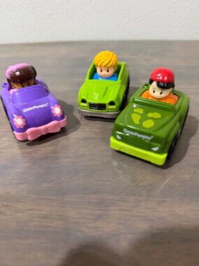 3 Little People Wheelies Racers Fisher Price